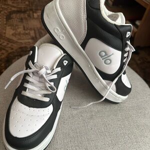 ALO Yoga Black and White Athletic Shoes